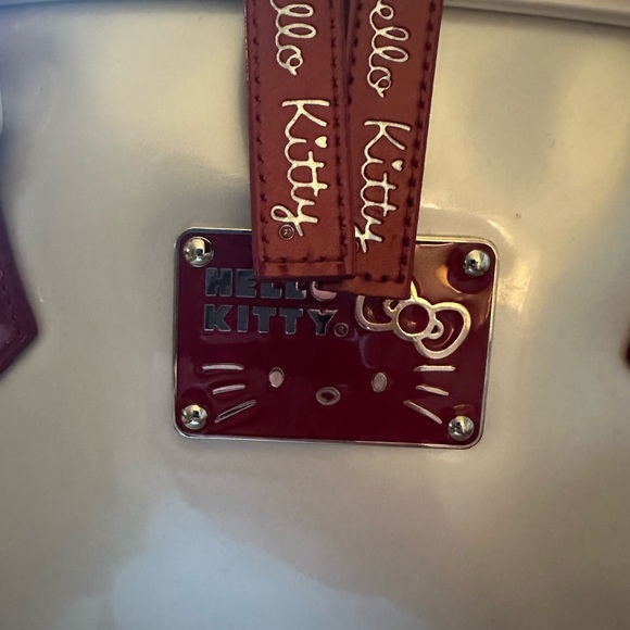 Collector’s HELLO KITTY DOMED SATCHEL by San Rio MADE  2013 New Vintage Bag! - Picture 14 of 16